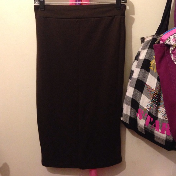 Brown pencil skirt