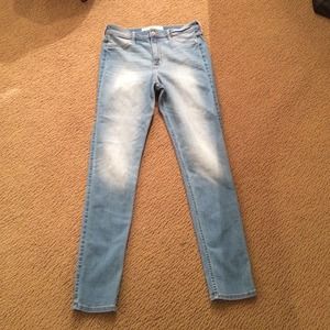 High waisted jeans