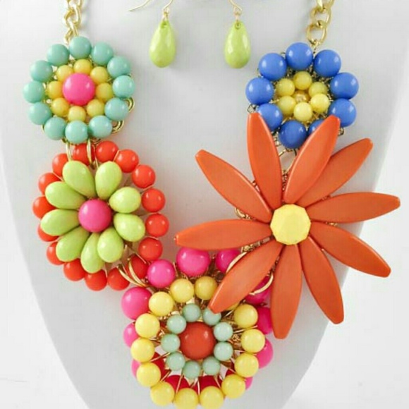 Boutique Jewelry - Flower Necklace Set XSALEX