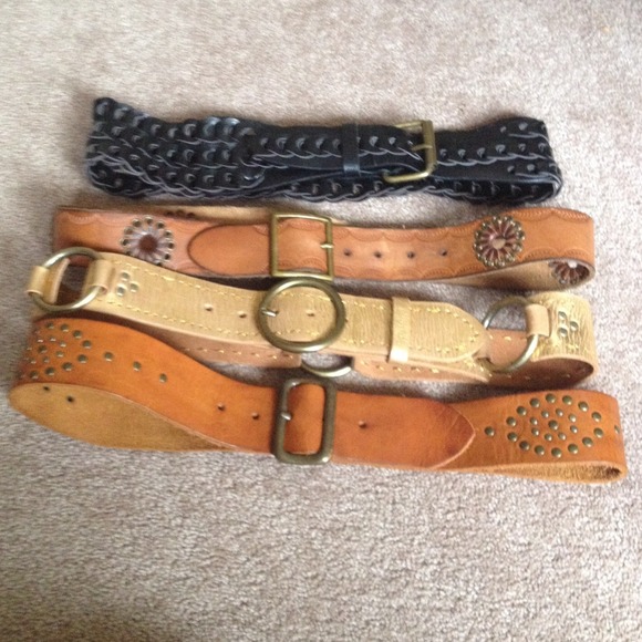 ✨BELTS, BELTS AND MORE BELTS!!✨ - Picture 2 of 4