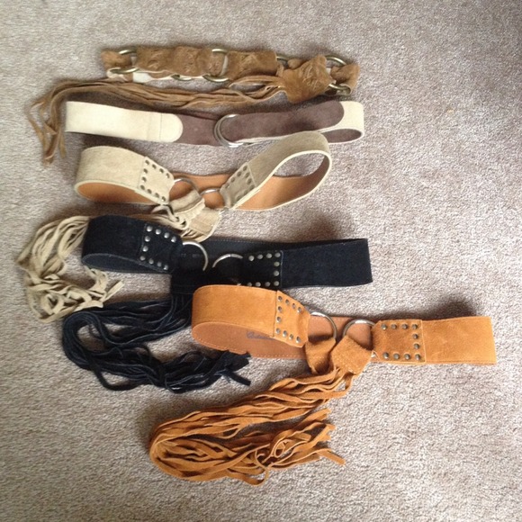 ✨BELTS, BELTS AND MORE BELTS!!✨ - Picture 3 of 4