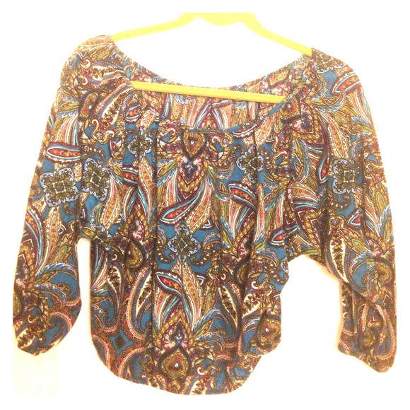 Cute Long-Sleeve Crop Top