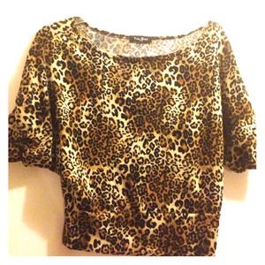Chic Cheetah Top😎