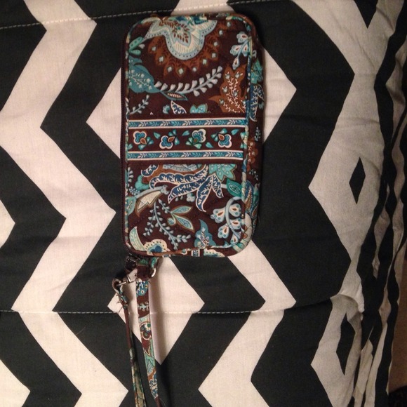 *REDUCED!* Vera Bradley Java Blue Zip Wristlet - Picture 1 of 3
