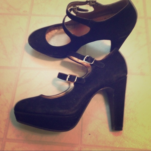 Black heels.