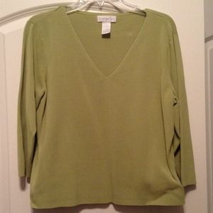 3/4 sleeve sage sweater