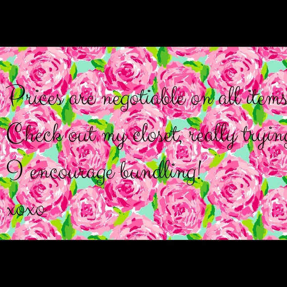 Check it out Poshers! Everything must go! 💋