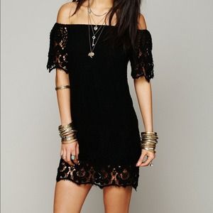 Jen's Pirate Booty Off Shoulder Truth Dress