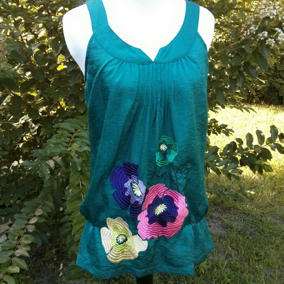 Sugar Lips embroidered floral Teal top xs