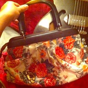 🌸VINTAGE inspired Flowery, Beaded, Wooden Bag🌼