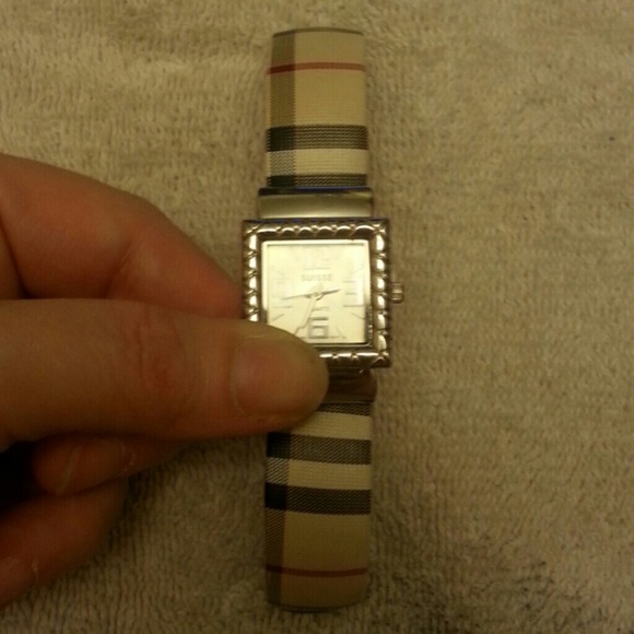 Watch - Picture 3 of 4