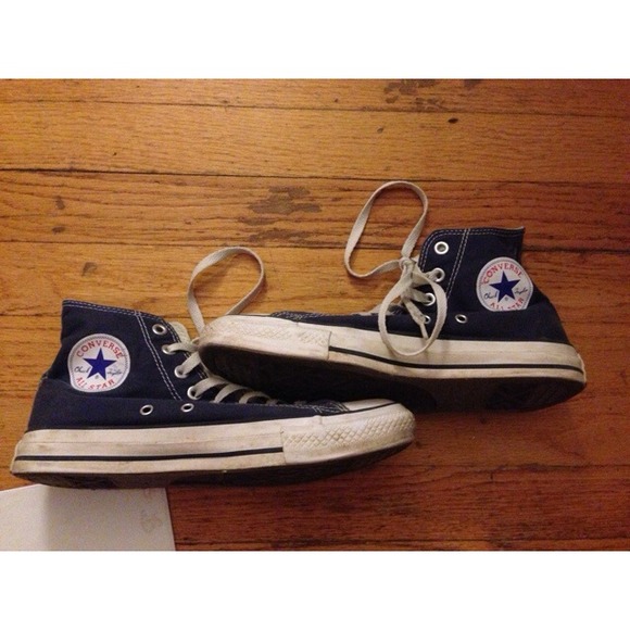 Blue hightop converse