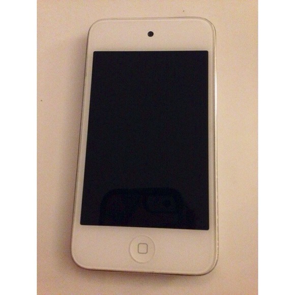 RESERVED 16gb 4th generation white iPod