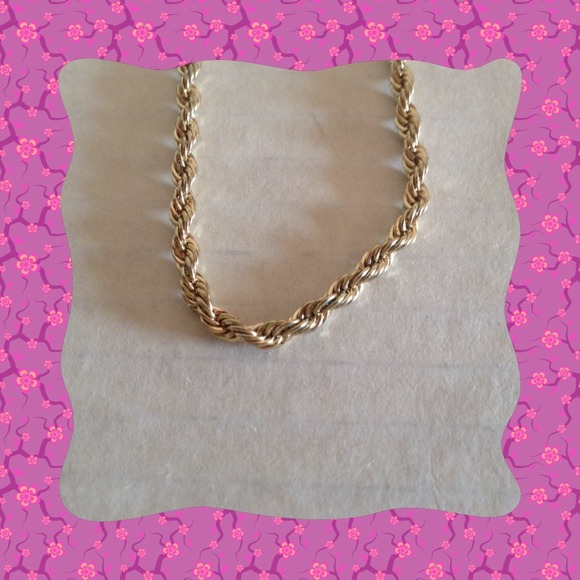 Goldtone Rope Chain..🌷