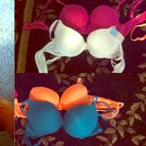 4 cute bras!! :)