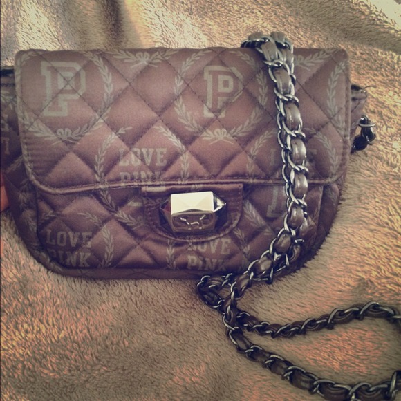 Victoria secret small handbag with chain strap