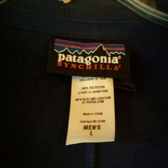Navy Patagonia jacket -NWOT - Picture 3 of 3