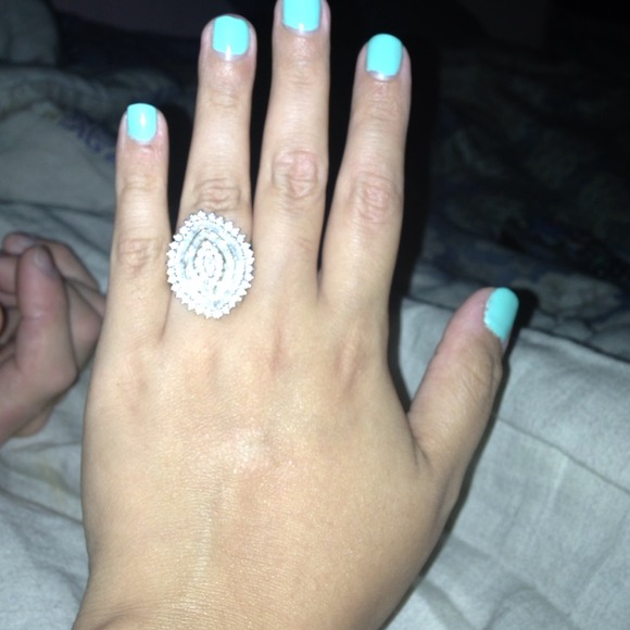 Diamond ring - Picture 4 of 4