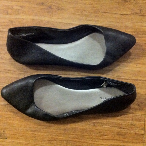 Black Pointed Toe Ballet Flat