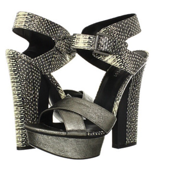 Nine West Shoes - 🎉3xHOST PICK🎉Pewter Metallic Nine West Wedges