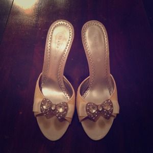 Vis a Vie Sequined Party Heels