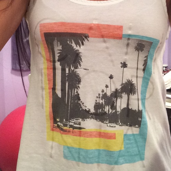 Top - Picture 2 of 2