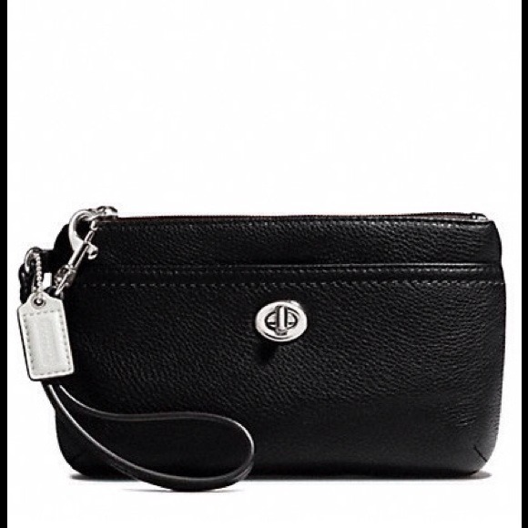 ⛔NA⛔ Coach Wristlet Park Leather Collection⛔NA⛔