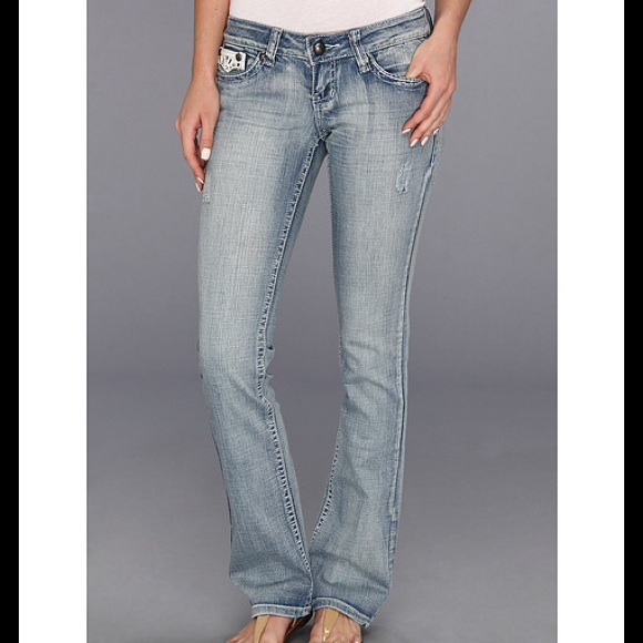 🎭Adorable Antique Rivet Jeans🎭 - Picture 2 of 4