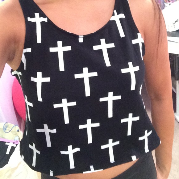 Top - Picture 2 of 2