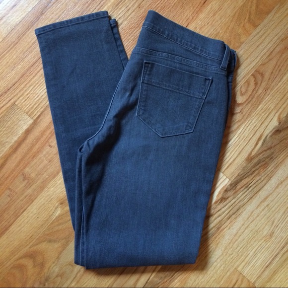 Old Navy gray straight leg jeans - Picture 3 of 3