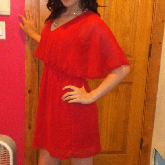 Everly red short sleeved dress