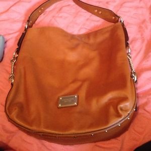 Beautiful cognac colored michael kors leather bag