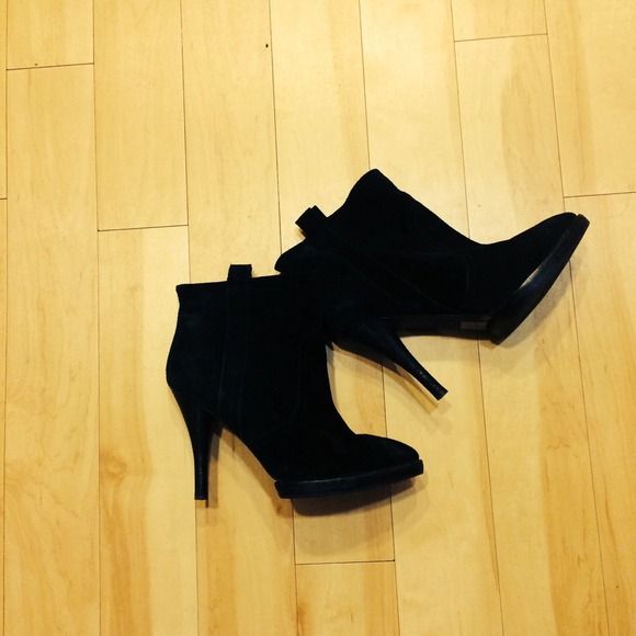 BCBGeneration Women's Sandra Ankle Bootie