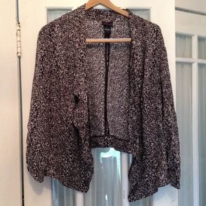 Torrid sz4 cropped blazer