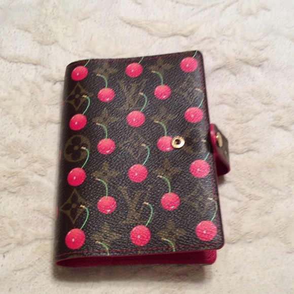 Louis Vuitton Monogram Cerise Agenda