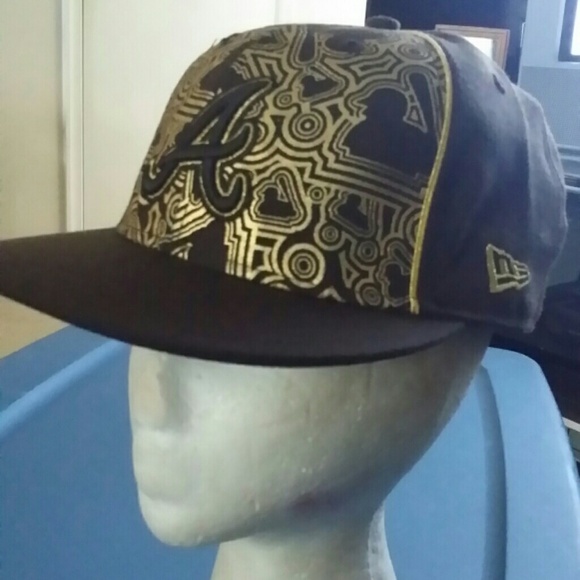 Hat - Picture 2 of 3