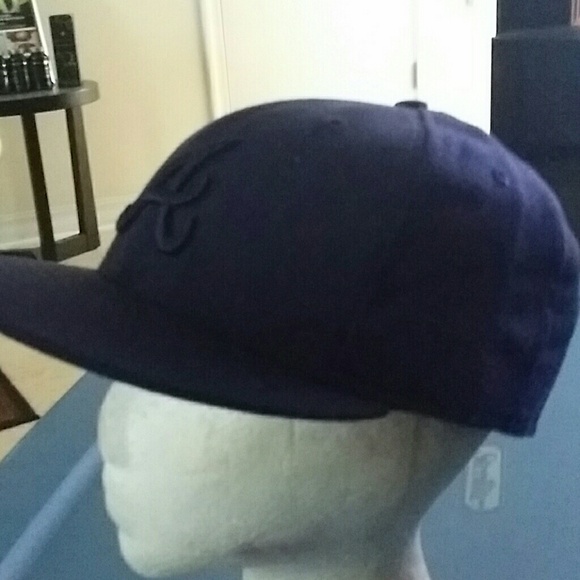 Hat - Picture 2 of 3