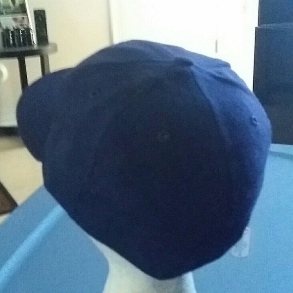 Hat - Picture 3 of 3