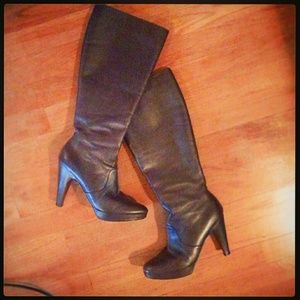 Colin Stuart Dark Brown Boots size 6M