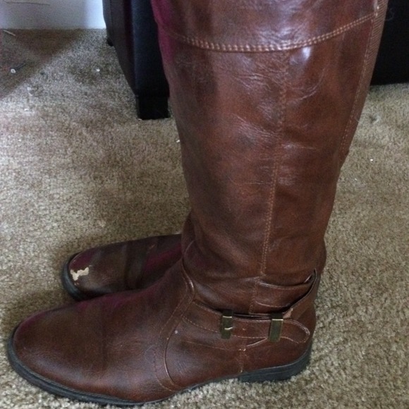Riding boots
