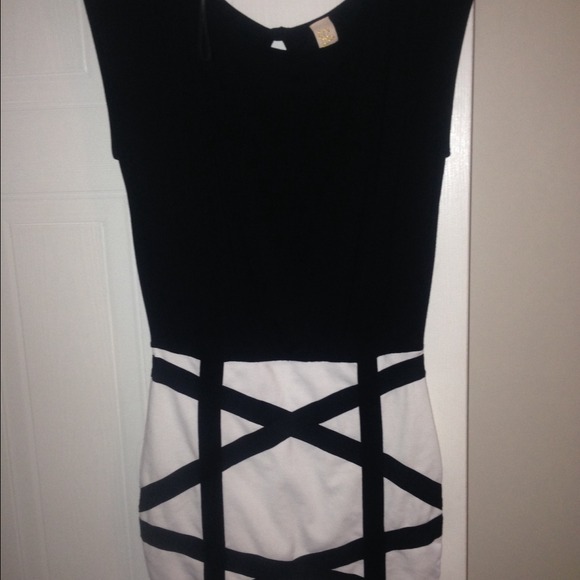 Black & white dress