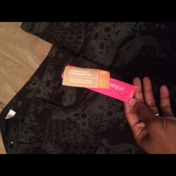 🚫🚫sold in bundle🚫🚫New with tags Print Skinny - Picture 3 of 3