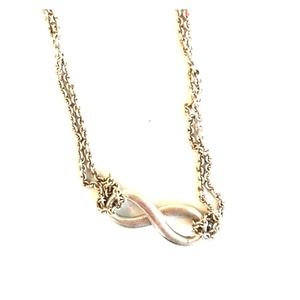 Tiffany&Co. Infinity necklace
