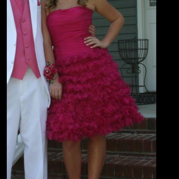 Hot pink prom dress!