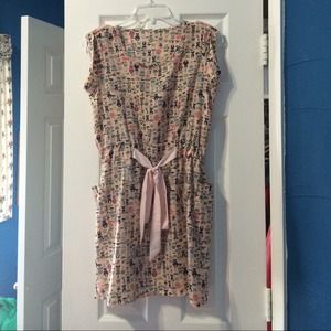 Oasap dress with pockets and elastic middle belt.