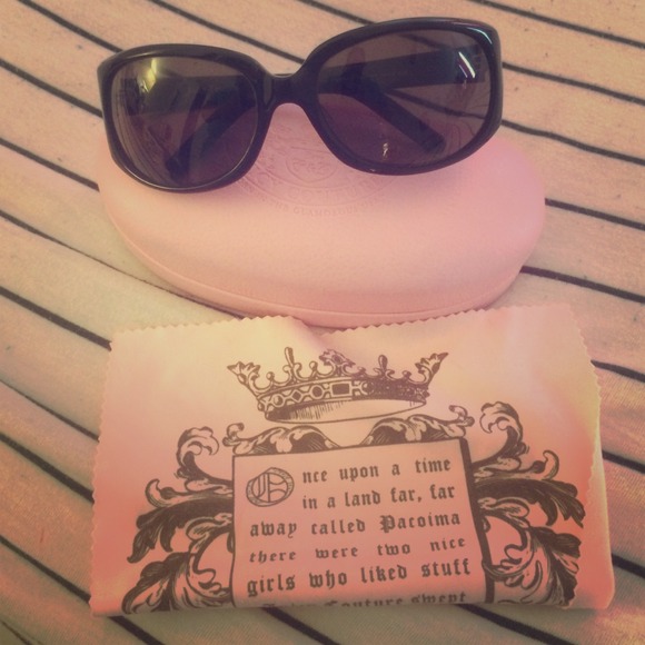 Juicy couture sunglasses