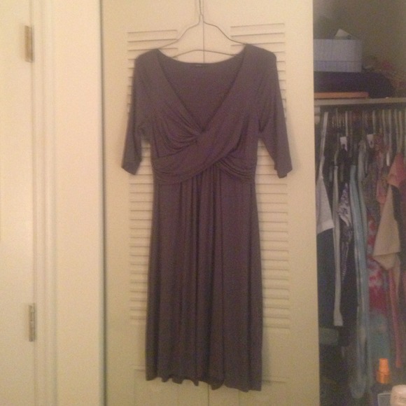 Gray cross chest 3/4 sleeve dress