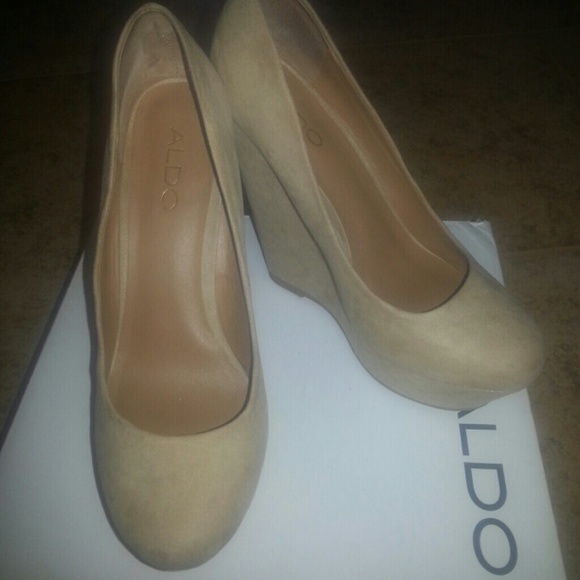 ALDO wedges