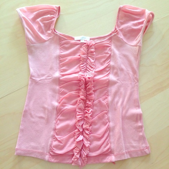 🇫🇷Super cute ruffle pink top - Made in France