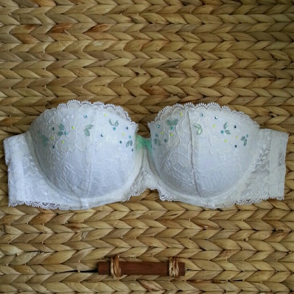 Victoria's Secret Angel strapless bra
